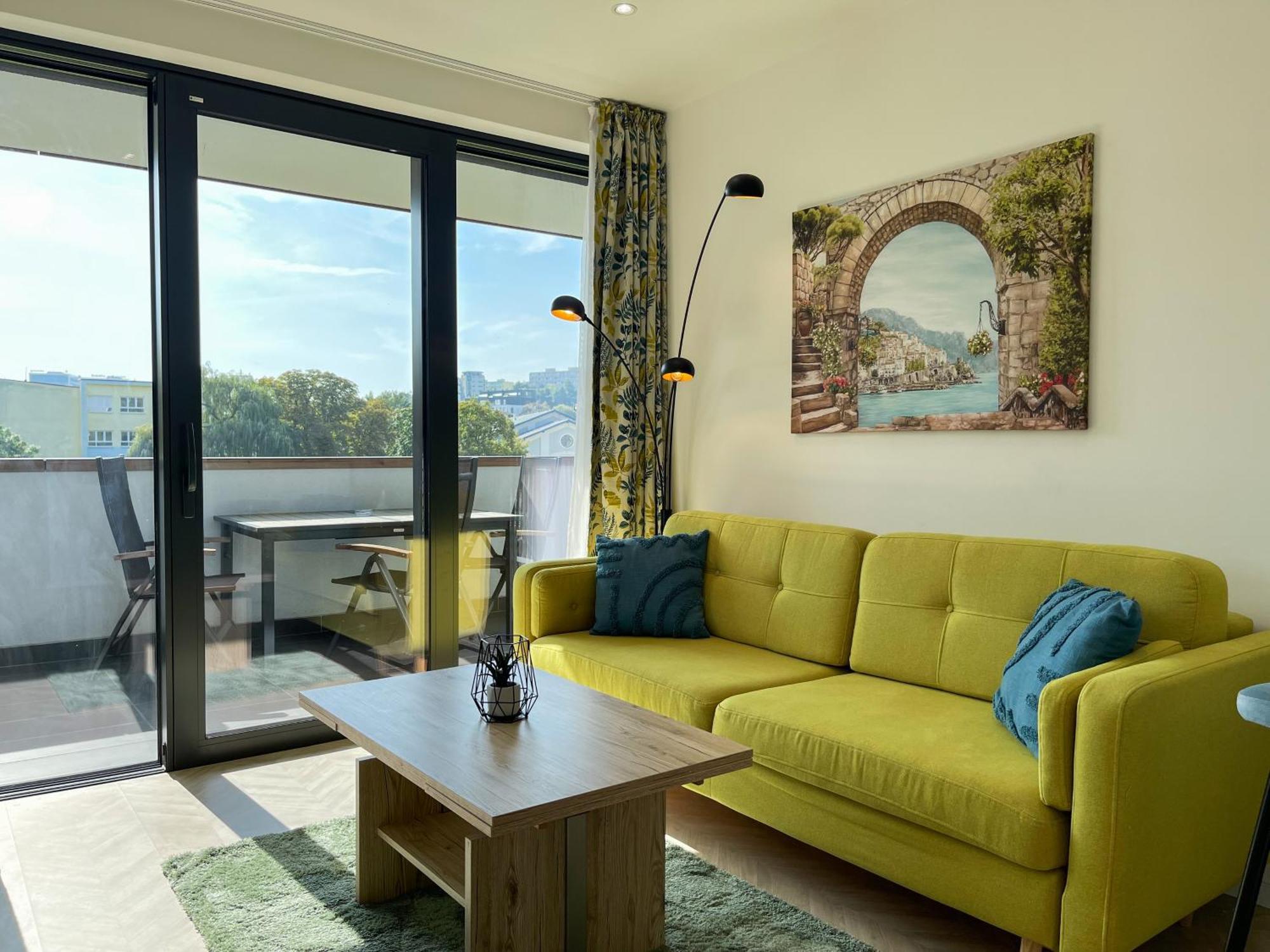 קושיצה Luxury City Retreat With Terrace מראה חיצוני תמונה