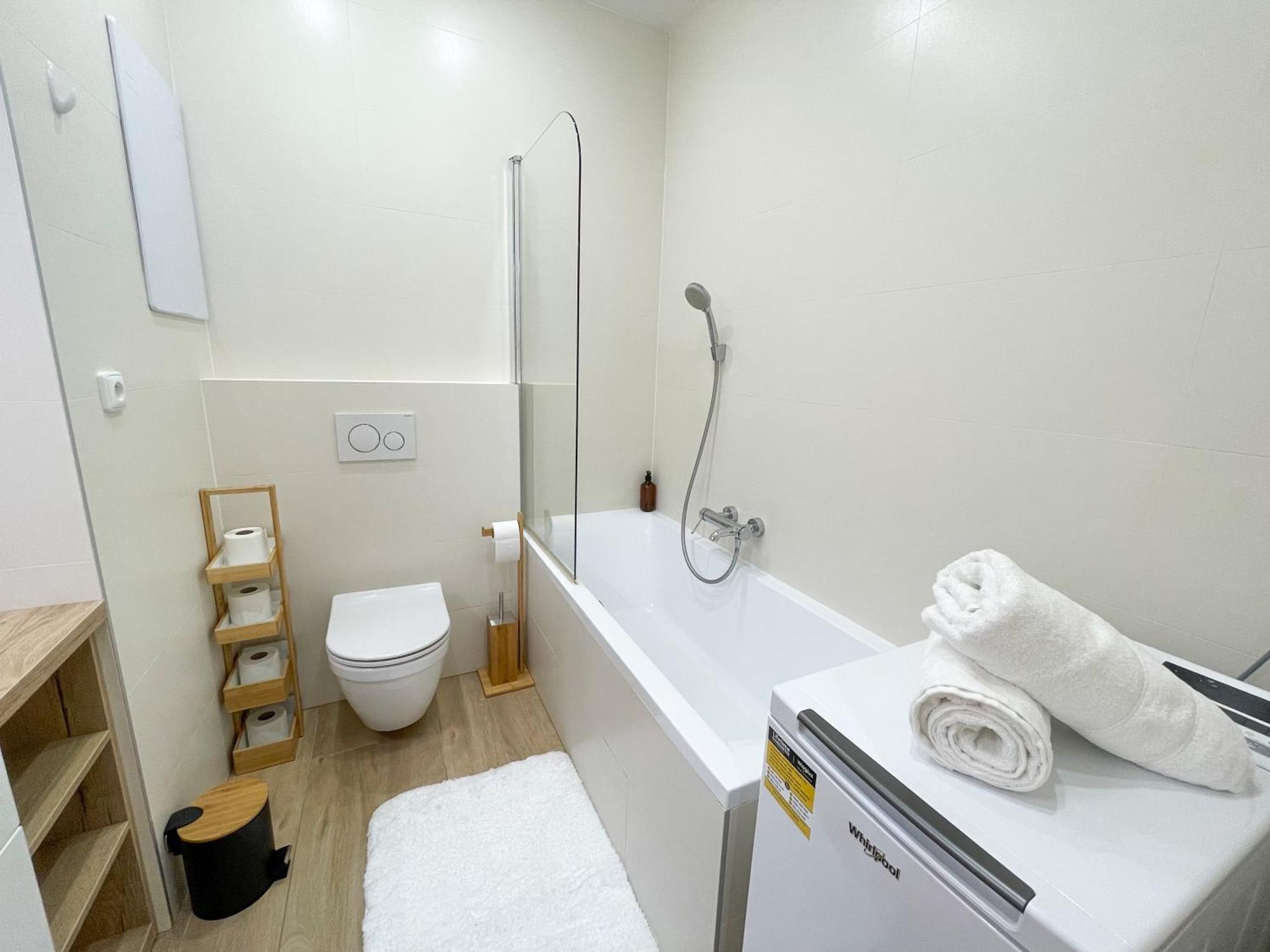 קושיצה Luxury City Retreat With Terrace מראה חיצוני תמונה